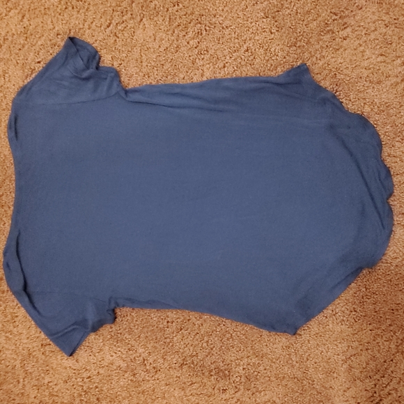 Navy Blue Floral Tee - Picture 4 of 4